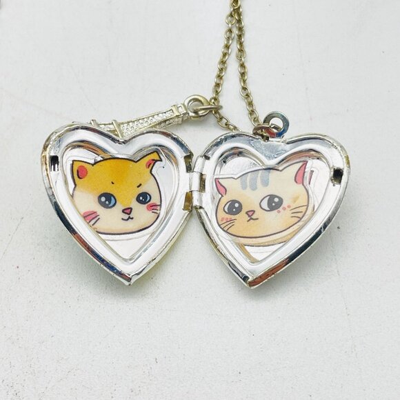 Signed Claire’s Heart Locket Pendant Necklace with Iridescent Eiffel Tower Paris - Picture 8 of 8